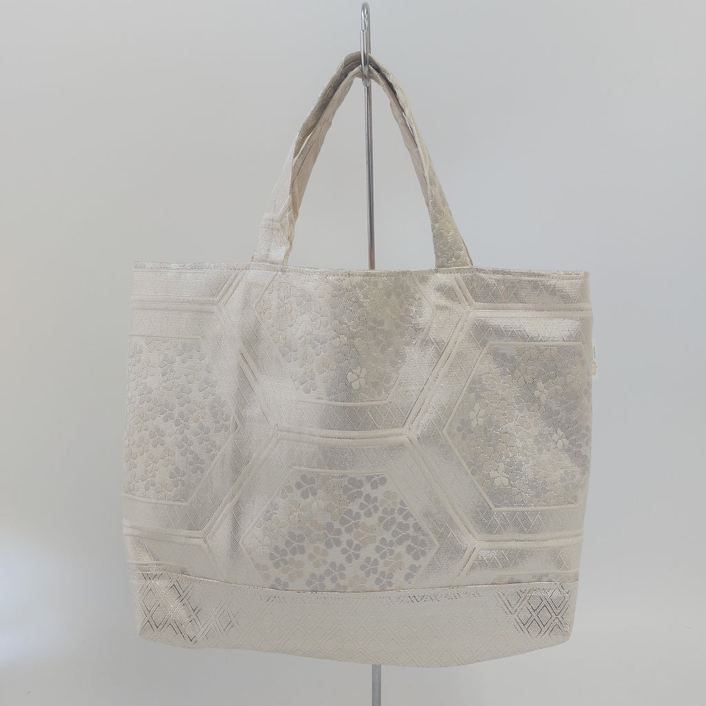 バッグ　silver