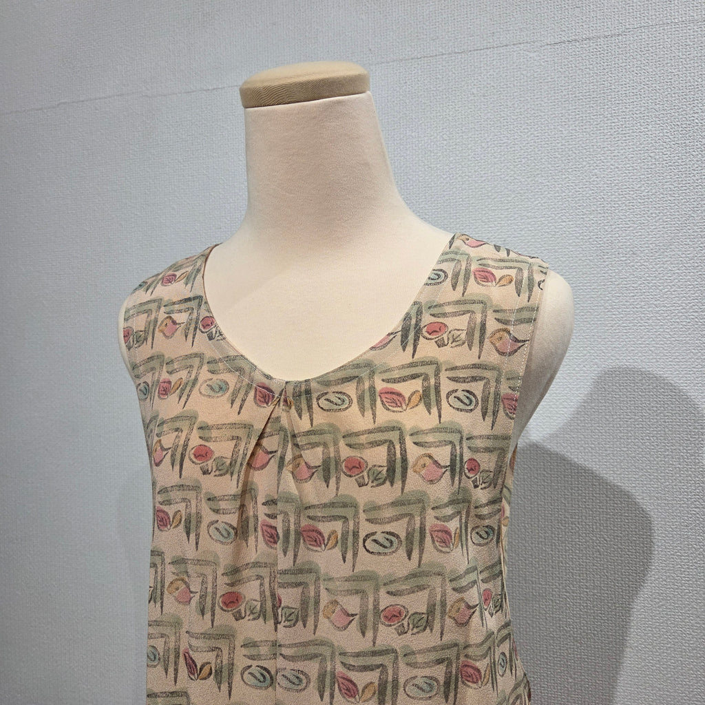 エプロン　花