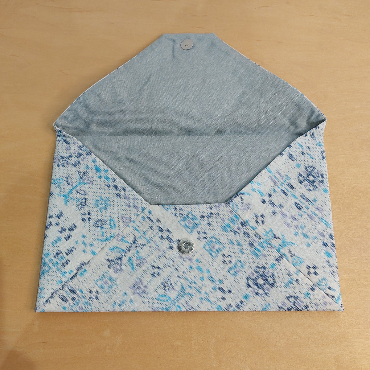 2512 ポーチ/POUCH(M)　WHITE BLUE
