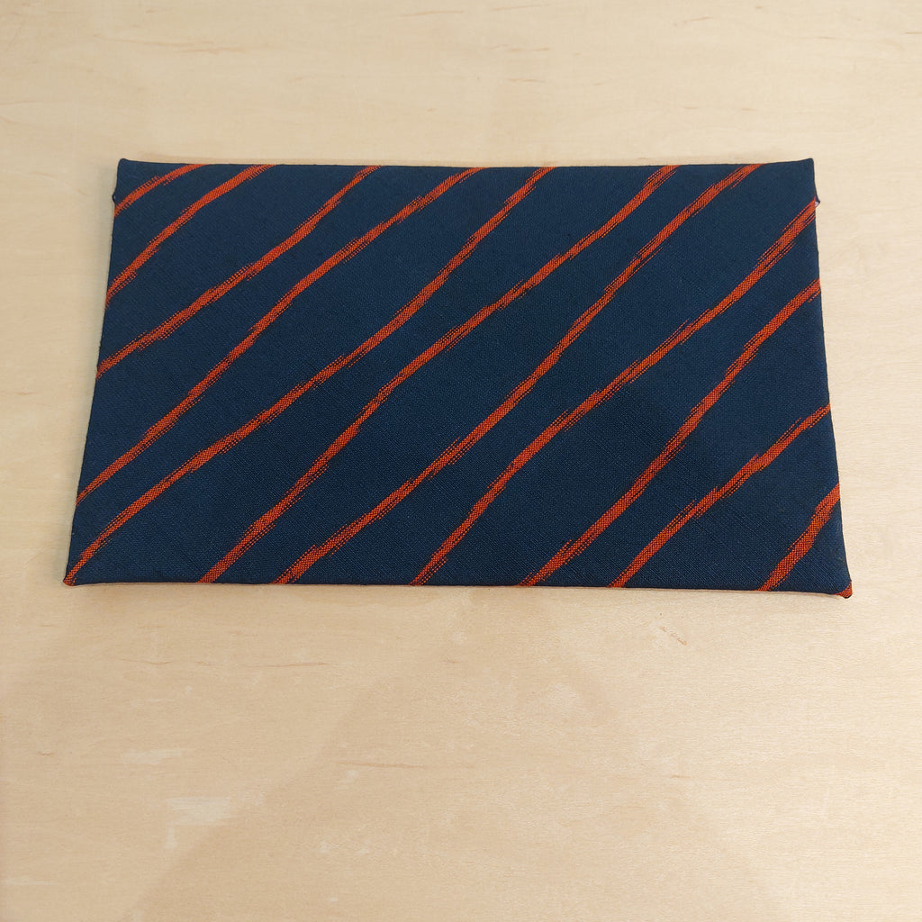 ポーチ/POUCH (M）　NAVY RED
